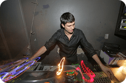 Mp3: Heartthrob – M_nus Connections Podcast 06