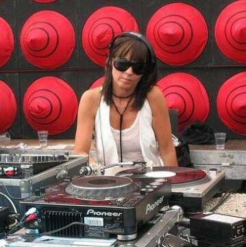 Mp3:Anja Schneider – Dance Under The Blue Moon – 25-06-2011