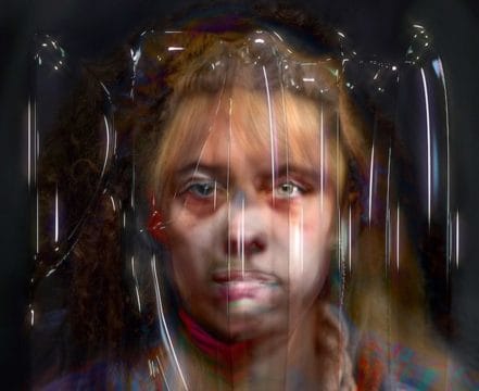 Holly Herndon presenta fantasmagórico vídeo de 'Eternal’