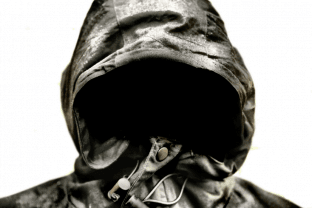 Crean el primer manto de invisibilidad activo