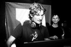 Franco Bianco se estrena en Hypercolour