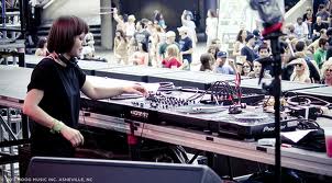 Video: Margaret Dygas @ Demf 2011