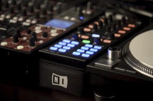 DJs on the Traktor Kontrol X1