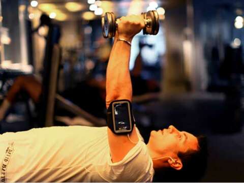 Una aplicación de iPhone multa a los usuarios por no ir al gimnasio