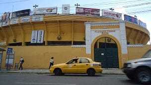 Quito, una fiesta brava sin muerte del toro!!! BRAVO!!