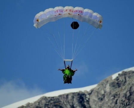 Se nos va un DORADO: Jhonathan Florez vuela a su destino.