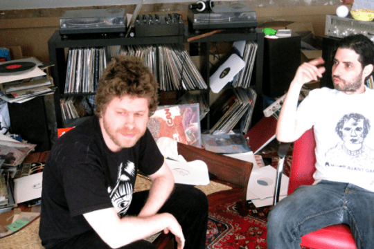 Disfruta de un pequeño Live Set de Juju & Jordash...