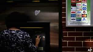 Mucho cuidado!! Peligros y vulnerabilidades de las tarjetas de débito y crédito.