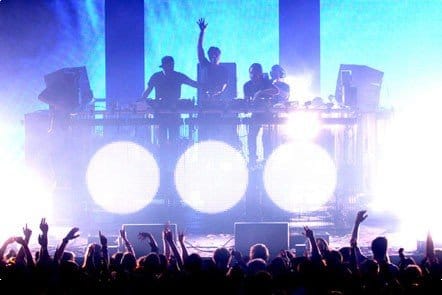 La mala musica atrae la mala vibra? otros chuzados en concierto de SHM en Londres