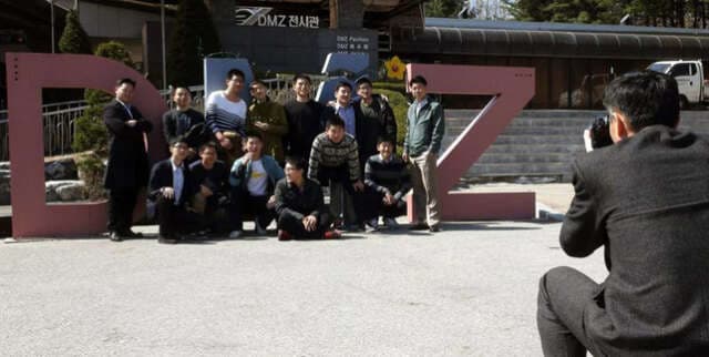 El turismo(bélico) se duplica en la frontera entre Corea del Norte y Corea del Sur