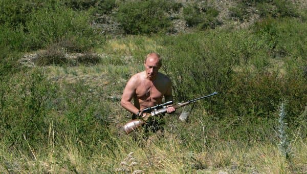 El presidente Ruso Vladimir Putin lucha contra zombis en video juego