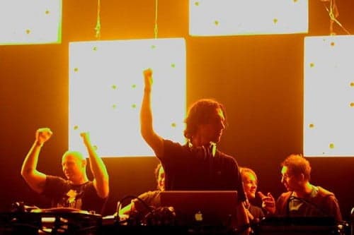 Mp3: 2000 and One – Live @ Awakenings Festival 2011 (Spaarnwoude – Netherlands) (25-06-2011)