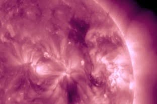 Una tormenta solar se acerca a la Tierra