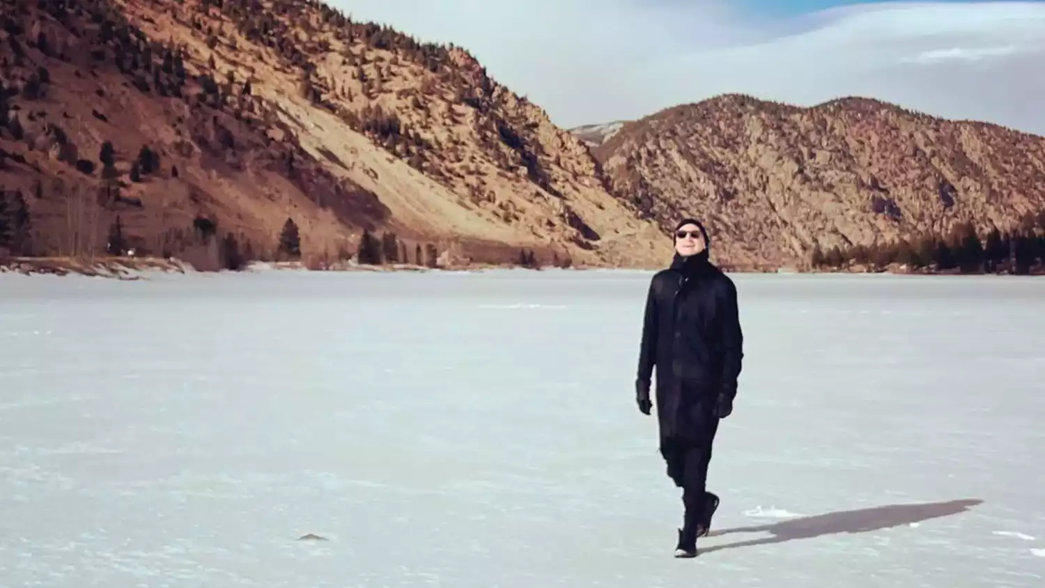 Kangding Ray: Innovación Sonora y Vanguardia Electrónica en Medellín