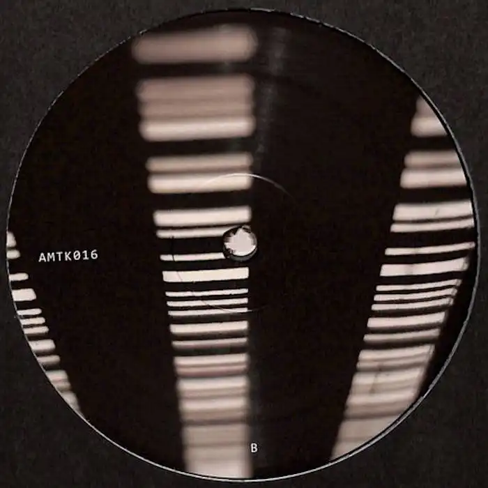 Amotik lanza AMTK016 en vinilo para celebrar 10 años de su sello.