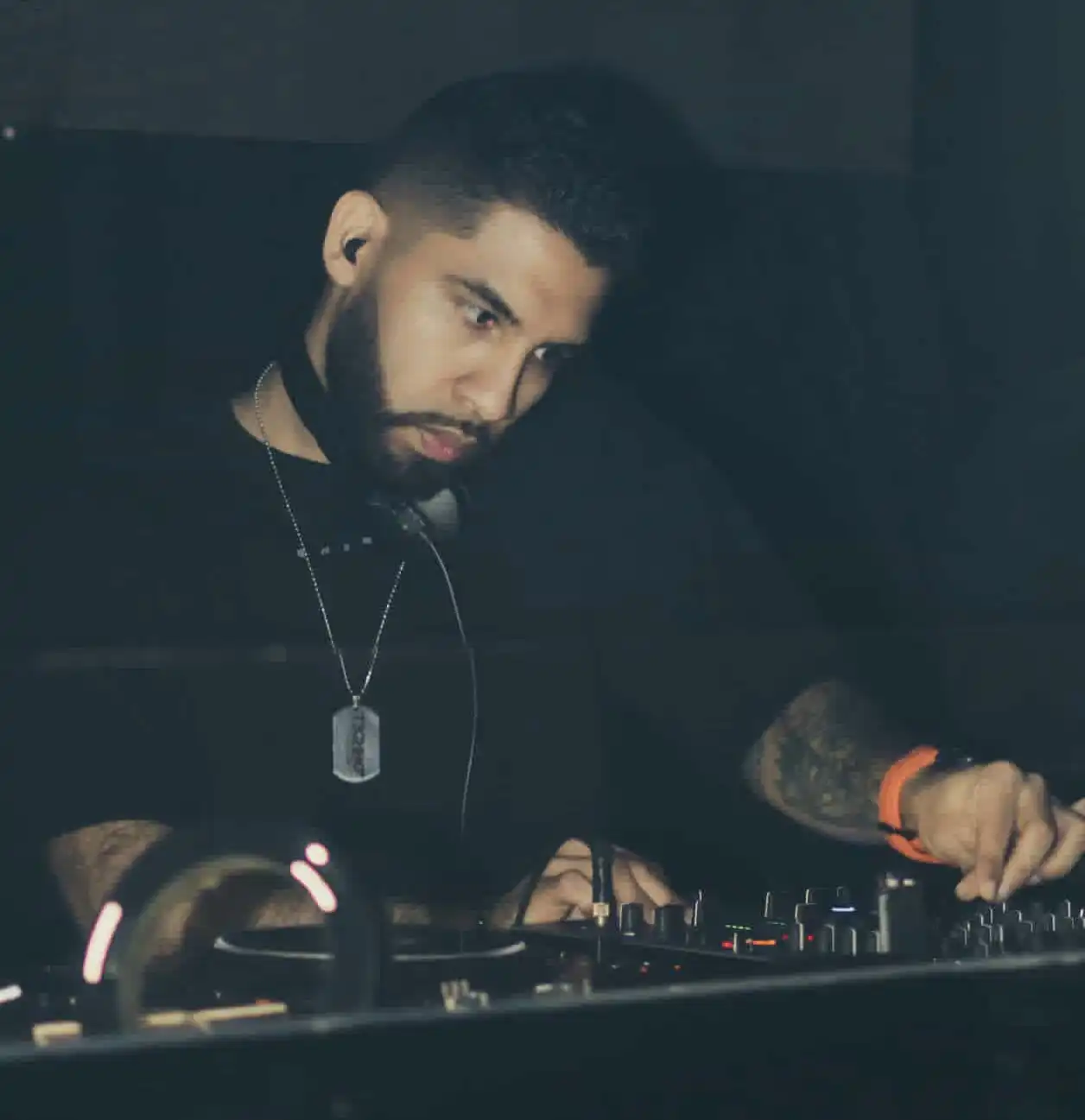 Sxnxrxs transforma el sonido de Jose Monsalve