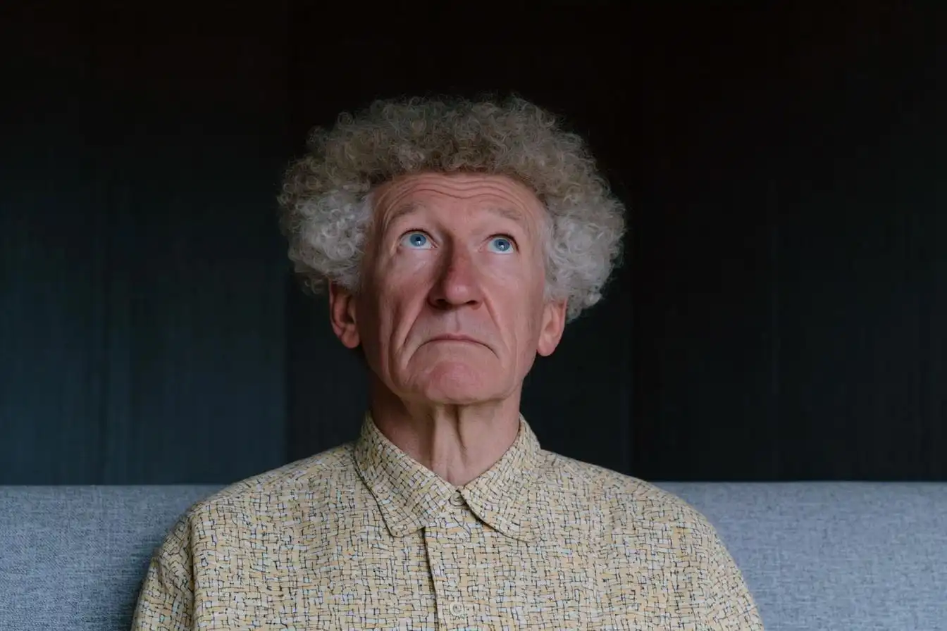 Pensar en negativo acelera el deterioro mental en la vejez, revela estudio.