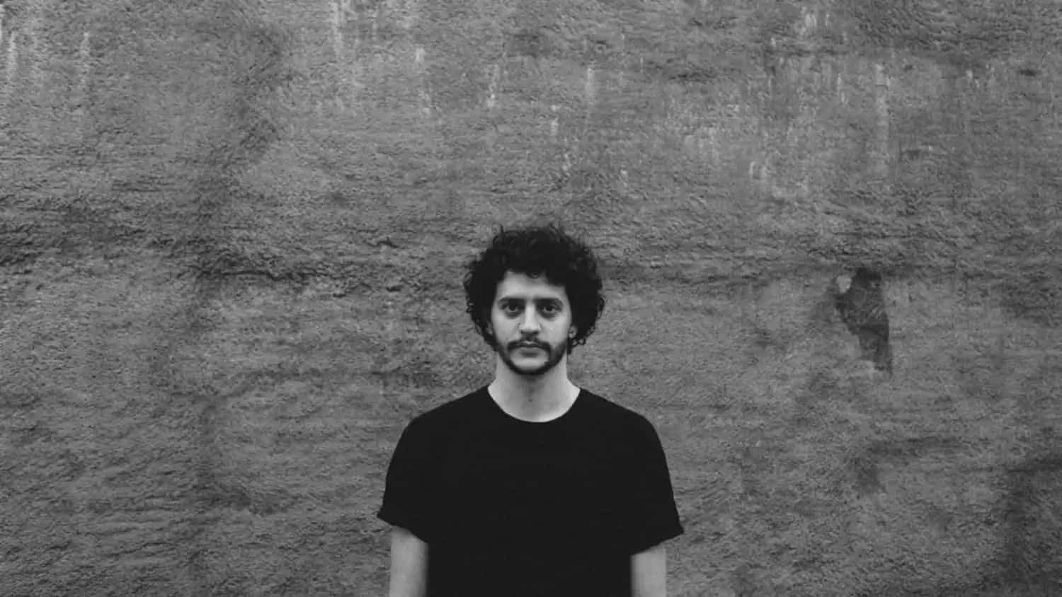 Merino abre portales sonoros con “Memoria” en Fuga VI de Token