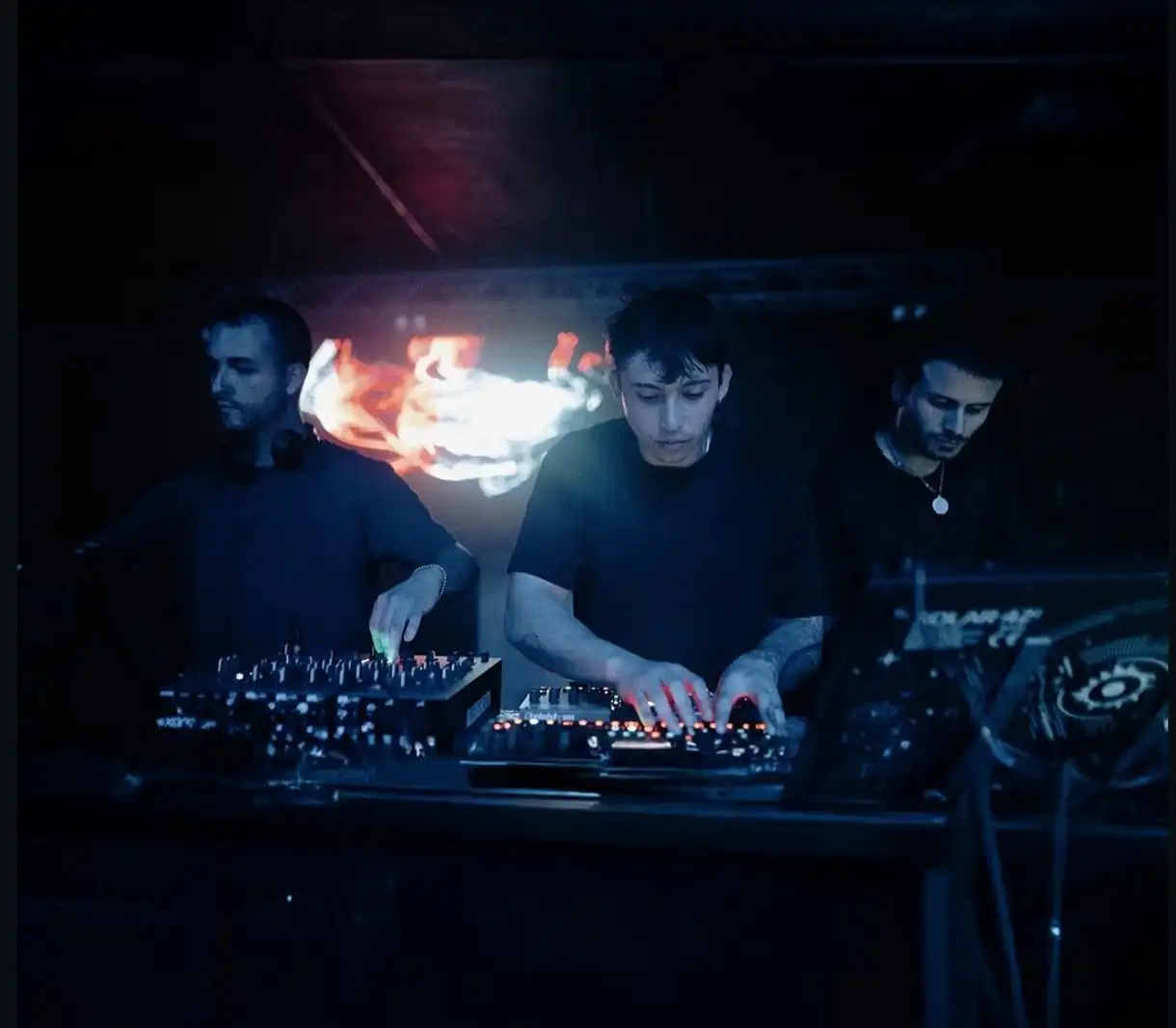 html_col lleva el live jam a la Patagonia y presentan sus primeros All Nigth Long en Latinoamerica.