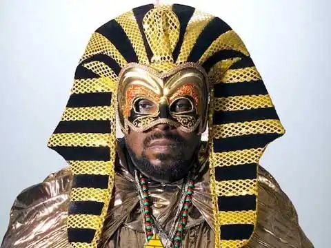 Afrika Bambaataa pionero del hiphop acusado por acoso muere por cáncer