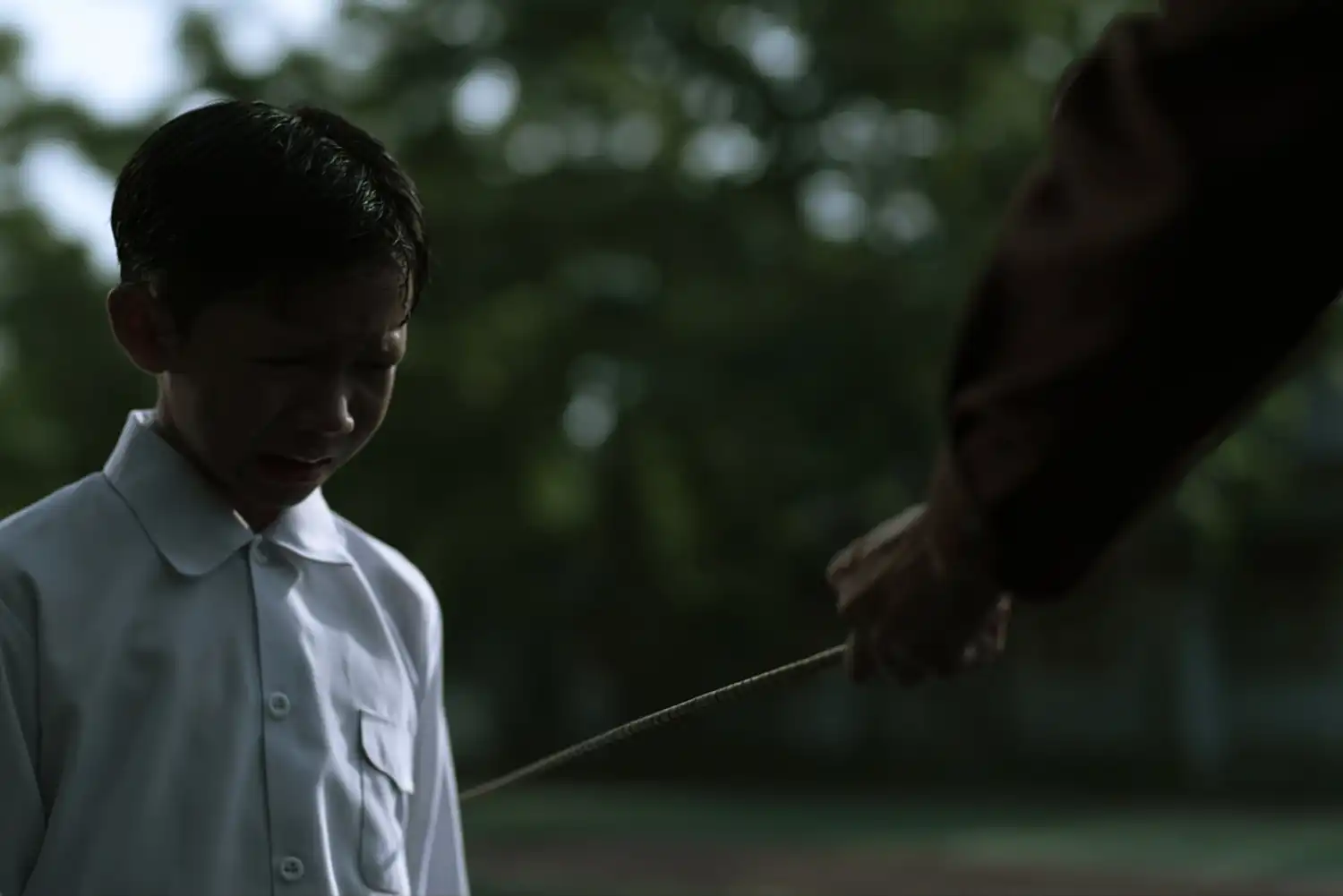Singapur implementa el uso del juete en escuelas como medida contra el bullying