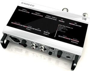 Native Instruments / Audio 8dj