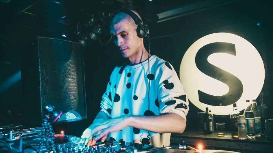 OBJEKT: Enigmático y con impecable delicadeza técnica en Cocoon Crush