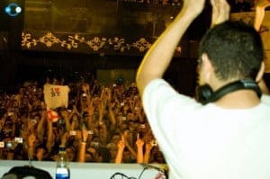 MERINO vuelve desde Argentina para el MEGACLOSING 2010 con ALEXI DELANO & KONRAD BLACK.