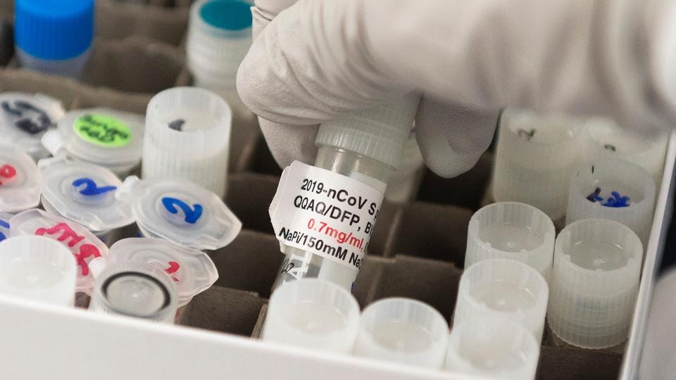 Pzifer y con AstraZeneca son las vacunas escogidas por el gobierno para Colombia via Covax
