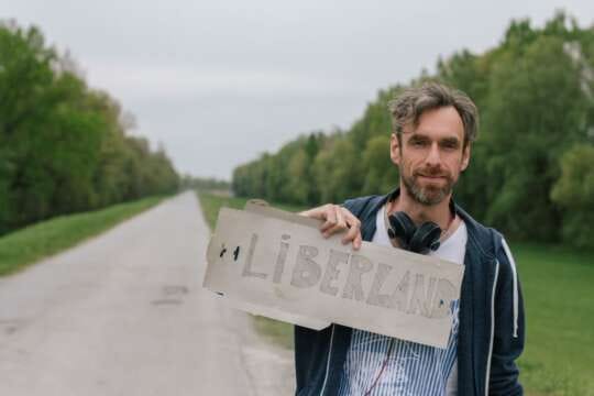 Hay un nuevo país: Liberlandia, una isla entre Croacia y Serbia para "Vivir y Dejar Vivir"