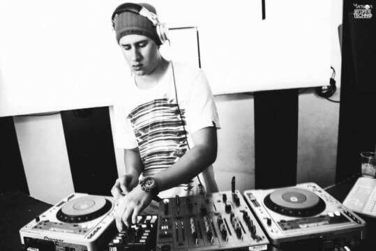 Mp3: Dezzet – FuckmyFunk GMID Promo Mix