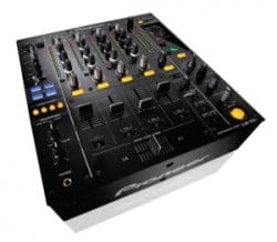 Pioneer DJM-850 mixer