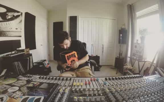 Dsum se encarga de curar el nuevo compilado de Back Door Records