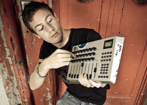 PROFILE: EgbertLIVE Dj