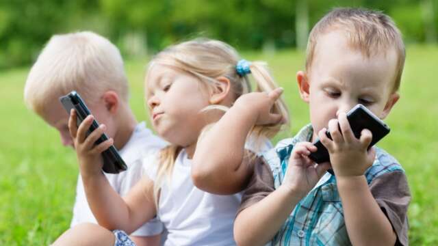 Dales Más Música: Los nuevos niños son Idiotas gracias a la Technología?