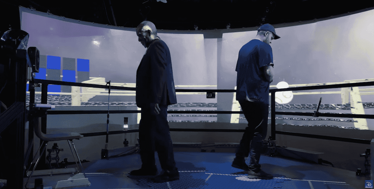 El suelo HoloTile, el nuevo invento que te permite desplazarte sobre el mismo lugar para la realidad virtual