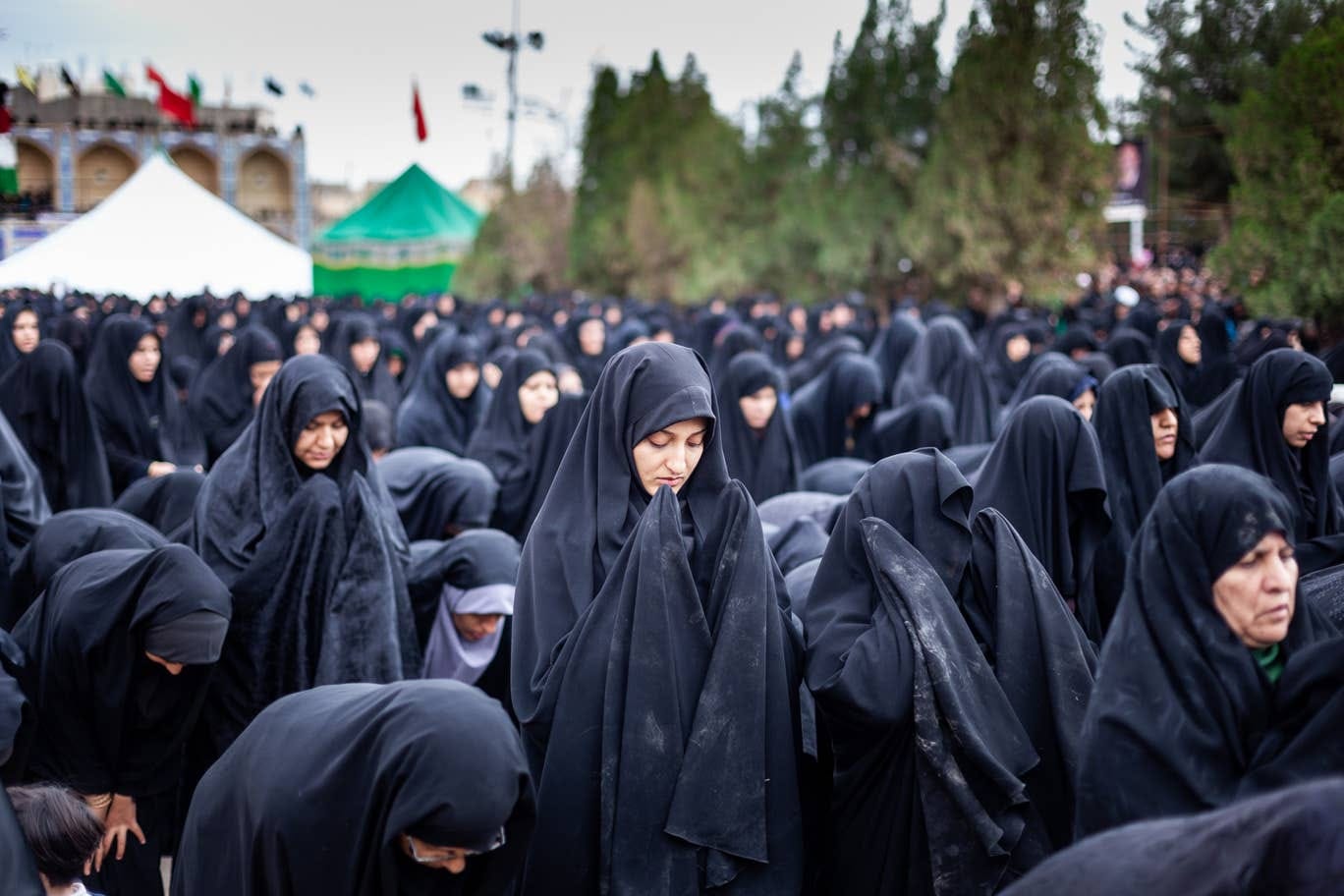 IRÁN: 106 muertos y 90 horas sin internet por manifestaciones