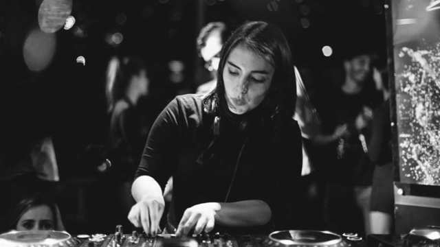 Mp3: Julianna – Video Club Podcast 033