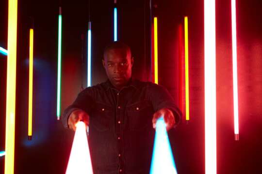 Kevin Saunderson rinde tributó a Donna Summer