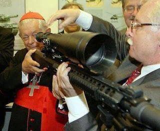 ¿El Vaticano, El Mayor Traficantes de Armas del Mundo?