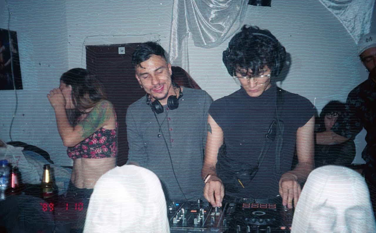 Premiere: Escucha ‘Ausencia Total De Estado’ de Las Confusas y ‘Demons Race’ de T.D.D