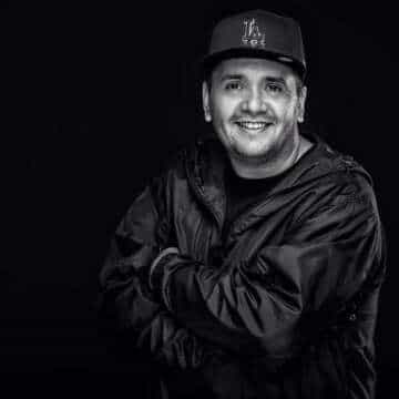 Lauer llega a Permanent Vacation