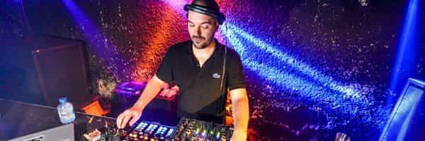 Listening: Speedy J All Night Long @ Trouw Amsterdam