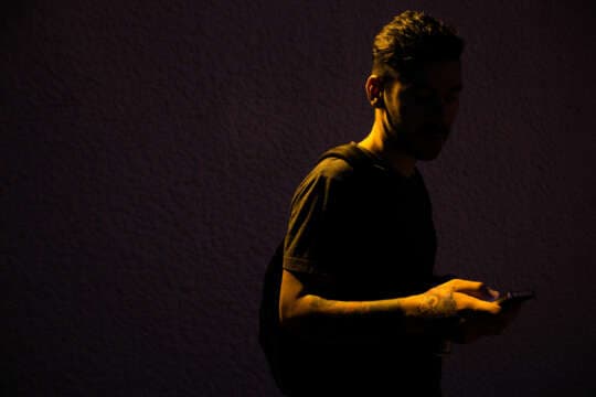 Robert S debuta en Konstruktiv