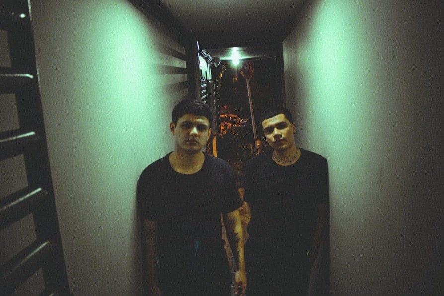 Premiere: Escucha ‘Sometamos’ de SLRSCT en Artificio