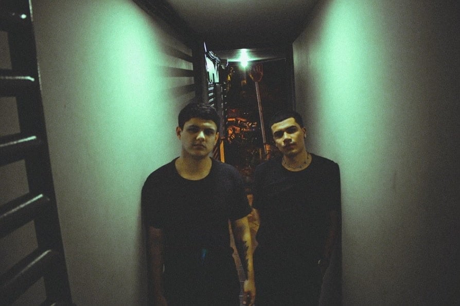 Premiere: Escucha ‘Sometamos’ de SLRSCT en Artificio