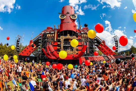 Un muerto, 14 hospitalizados y 82 detenidos en el Defqon.1