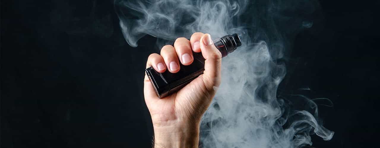 Cigarrillos electrónicos causan daños pulmonares a largo plazo