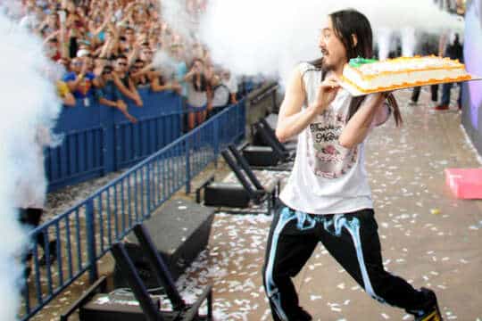 Porqué le dicen HOUSE al EDM o Tribal comercial music en Medellín ?