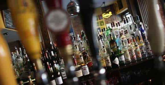 El alcohol y el éxtasis, entre las drogas más dañinas.